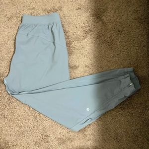 Lululemon joggers size 8 gray